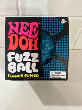 NIB NEEDOH Flower Power fuzz ball - Blue SPECIAL smiley face design